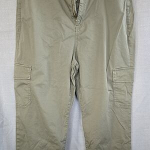Torrid Women's Olive Cargo Pants Size 16R